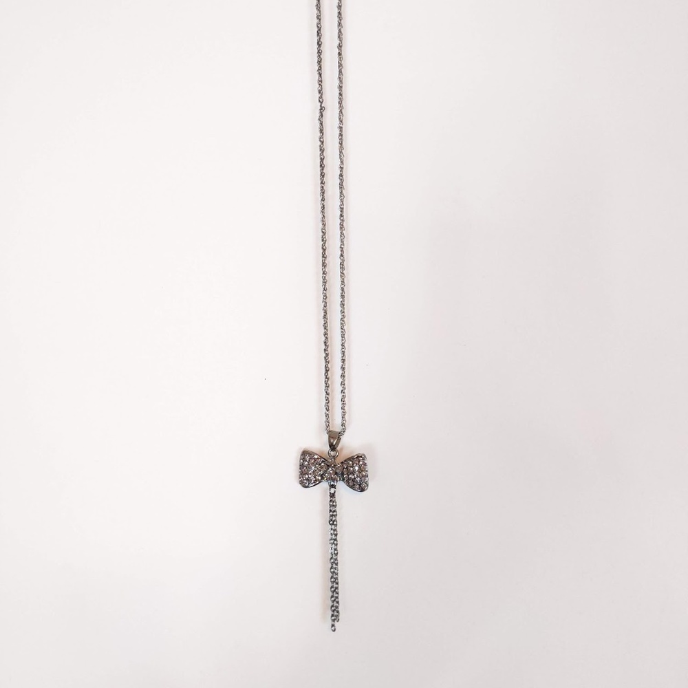 Silver Rhinestone Ribbon Bow Necklace - Picture 5 of 6